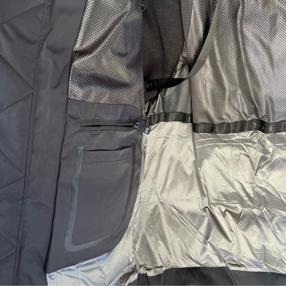 Men’s Tumi Arctic Parka - Picture 6 of 10